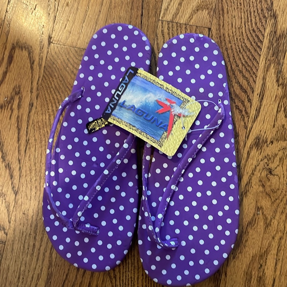 LAGUNA LADIES FLIP FLOPS PURPLE/WHITE POLKA DOTS SZ 8 NEW ADORABLE COMFORT